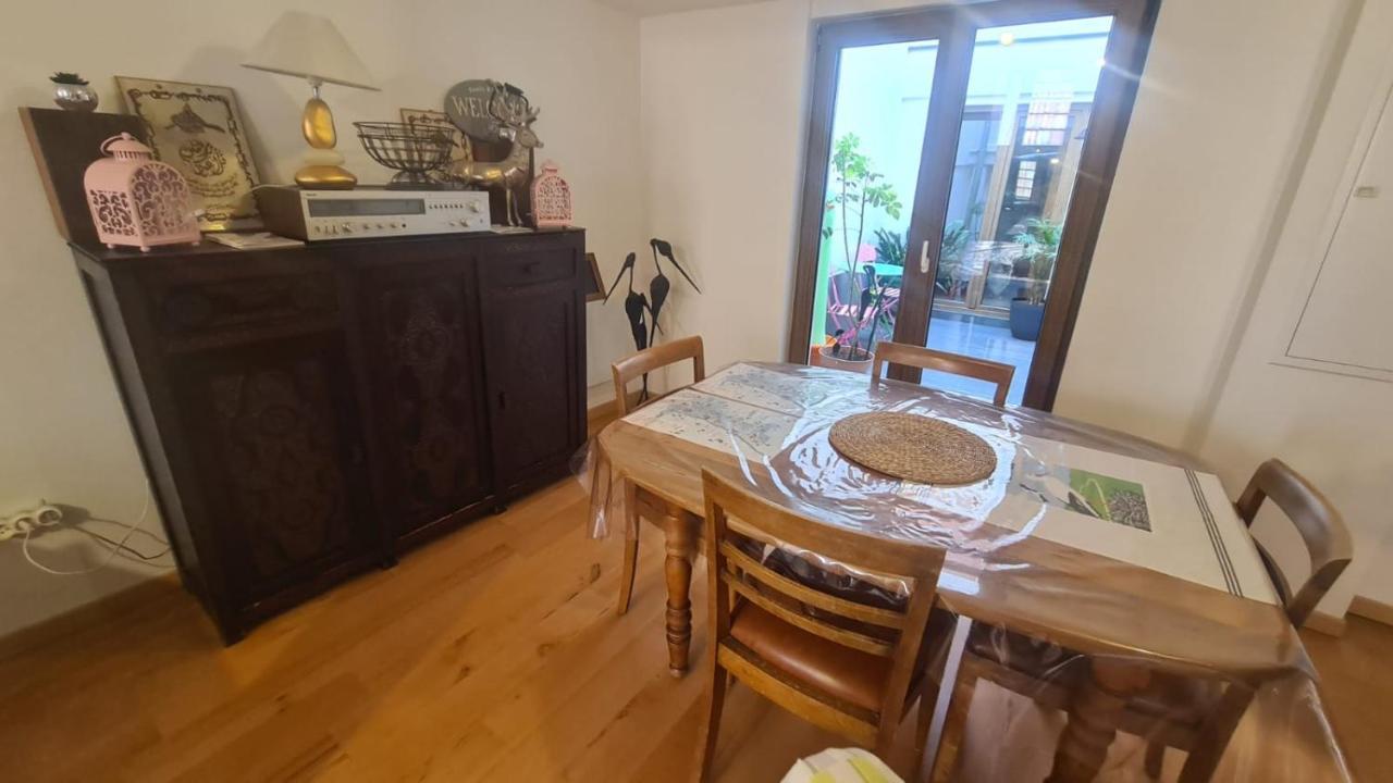 Le Bonheur Est Parfois Cache Dans L'Inconnu Apartment ซิลิสตาต์ ภายนอก รูปภาพ